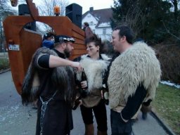 Archiv Foto &raquo; umzuege &raquo; 2011 &raquo; 26022011_Daemmerungssprung_Oberreitnau